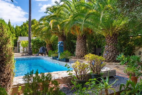 4 bed villa in Altea