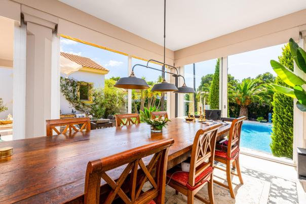 4 bed villa in Altea