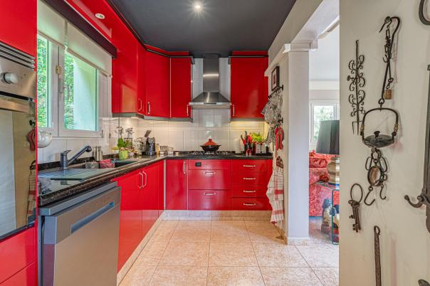 4 bed villa in Altea