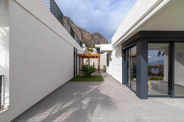 3 bed villa in Polop