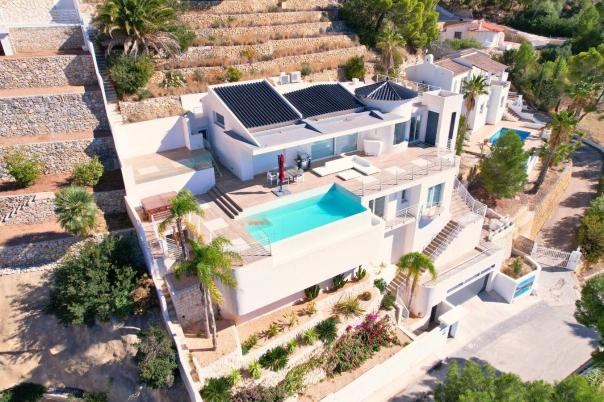 3 bed villa in Altea