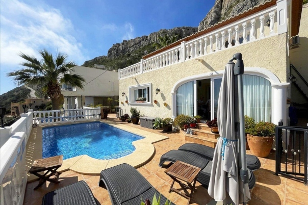 3 bed casa / chalet in Calpe / Calp