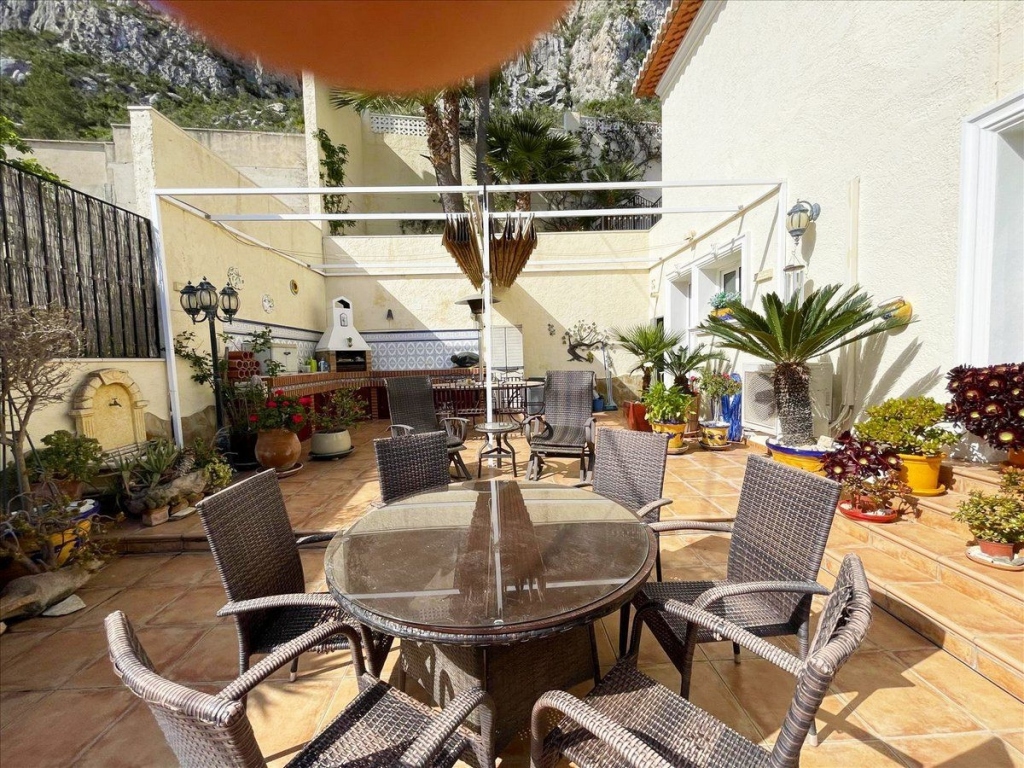3 bed casa / chalet in Calpe / Calp