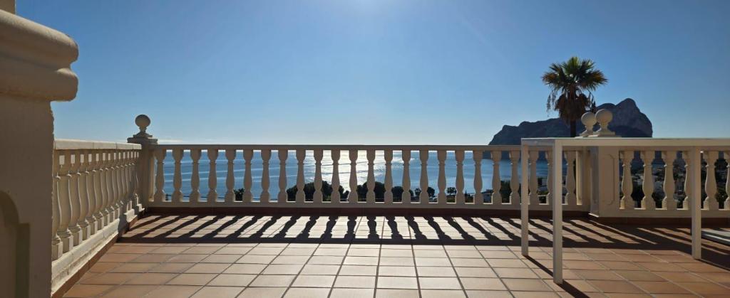 6 bed casa / chalet in Calpe