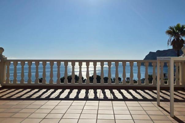 6 bed casa / chalet in Calpe