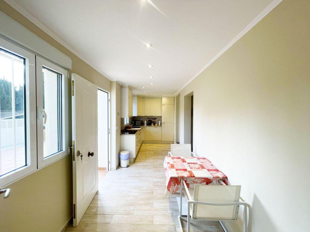 6 bed casa / chalet in Calpe