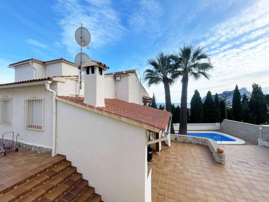 6 bed casa / chalet in Calpe