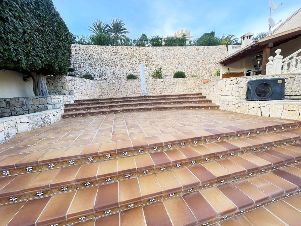 6 bed casa / chalet in Calpe