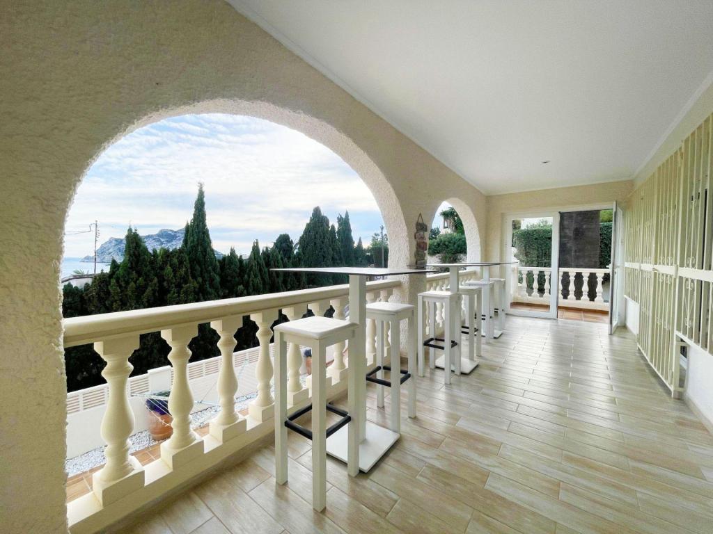 6 bed casa / chalet in Calpe