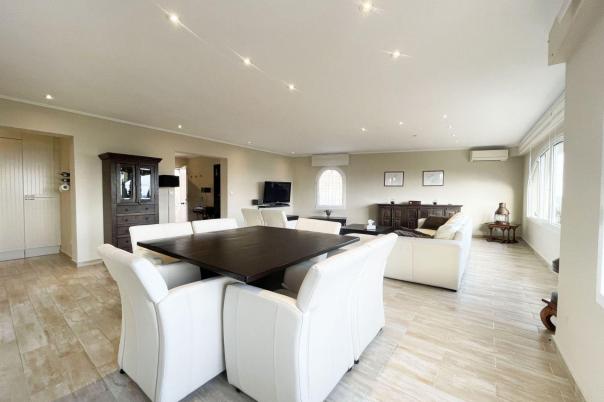 6 bed casa / chalet in Calpe