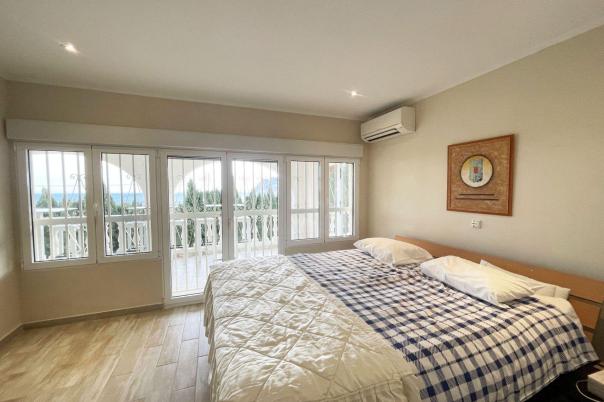 6 bed casa / chalet in Calpe