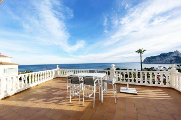 6 bed casa / chalet in Calpe