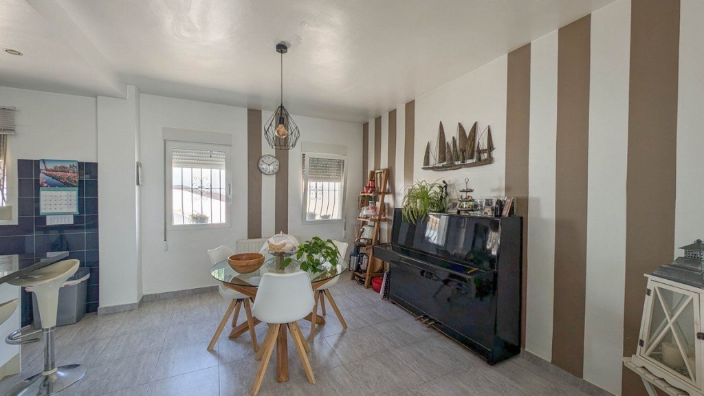 5 bed casa / chalet in Calpe / Calp