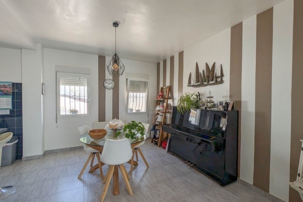 5 bed casa / chalet in Calpe / Calp