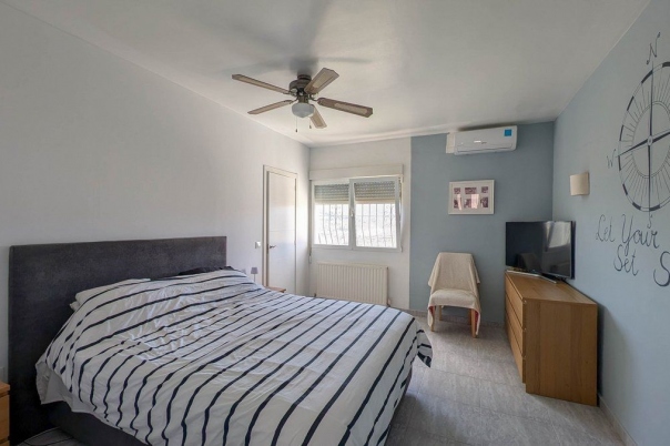 5 bed casa / chalet in Calpe / Calp