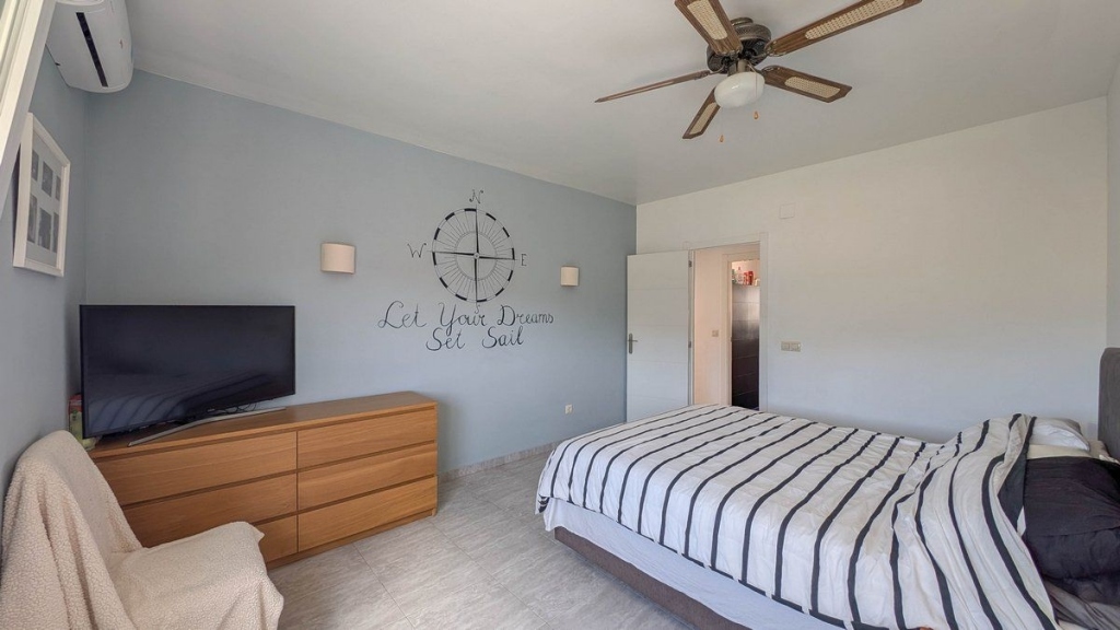5 bed casa / chalet in Calpe / Calp