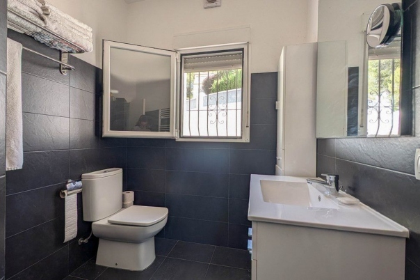 5 bed casa / chalet in Calpe / Calp