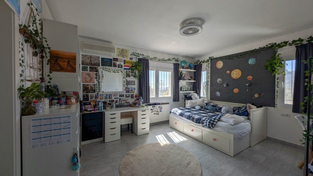 5 bed casa / chalet in Calpe / Calp
