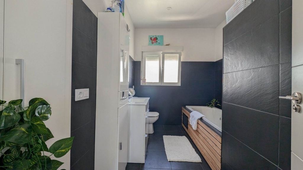5 bed casa / chalet in Calpe / Calp