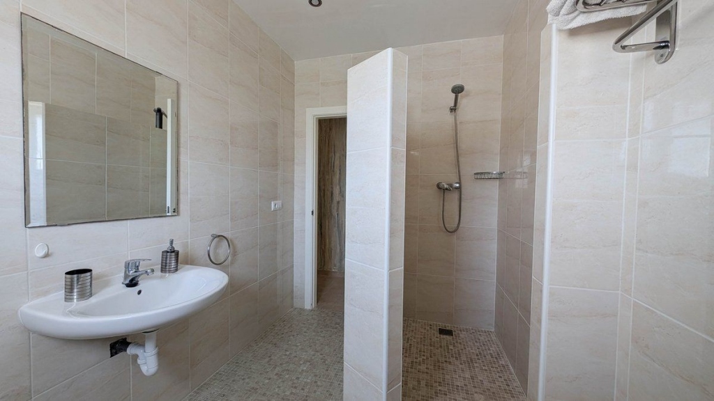5 bed casa / chalet in Calpe / Calp