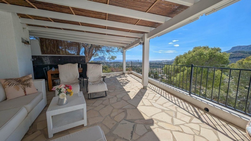 5 bed casa / chalet in Calpe / Calp