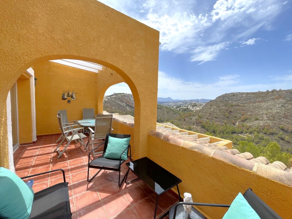 2 bed apartment in Benitachell