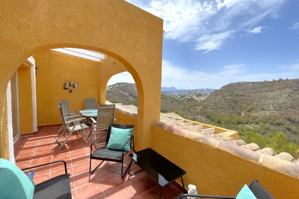2 bed apartment in Benitachell