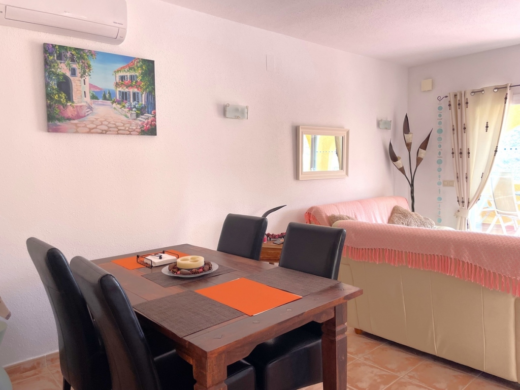 2 bed apartment in Benitachell