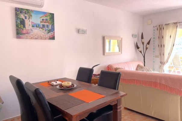 2 bed apartment in Benitachell