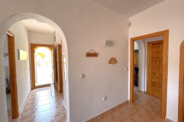 2 bed apartment in Benitachell