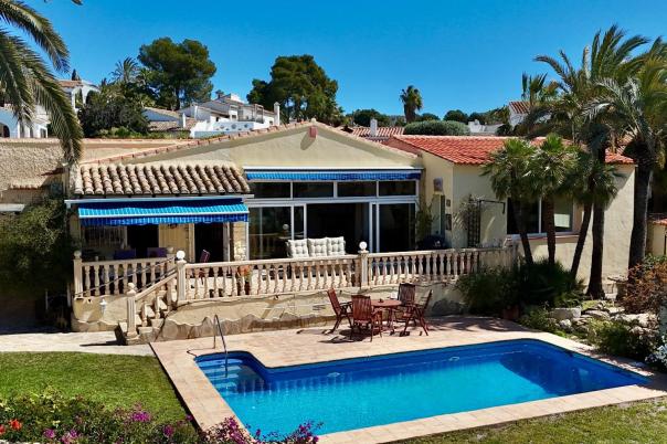 4 bed villas in Moraira