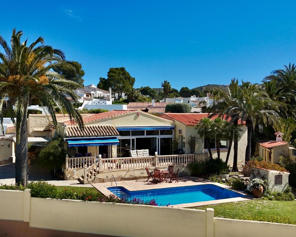 4 bed villas in Moraira