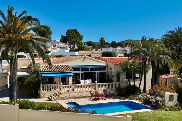 4 bed villas in Moraira