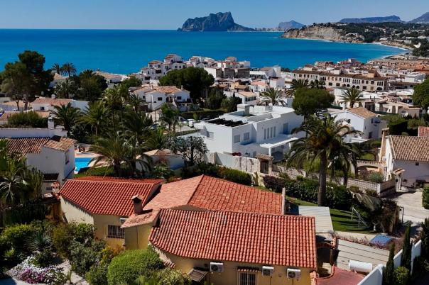 4 bed villas in Moraira