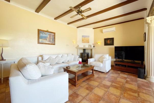 4 bed villas in Moraira