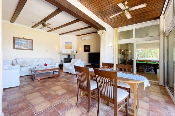 4 bed villas in Moraira