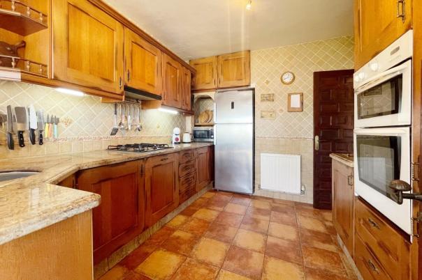 4 bed villas in Moraira