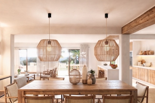 5 bed villas in Moraira