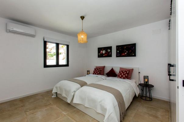 4 bed villas in Benissa