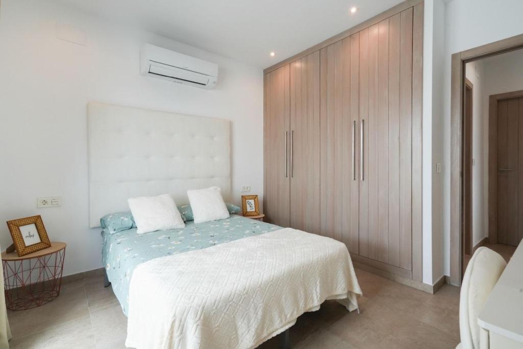 7 bed villas in Moraira