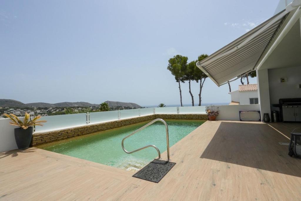 7 bed villas in Moraira