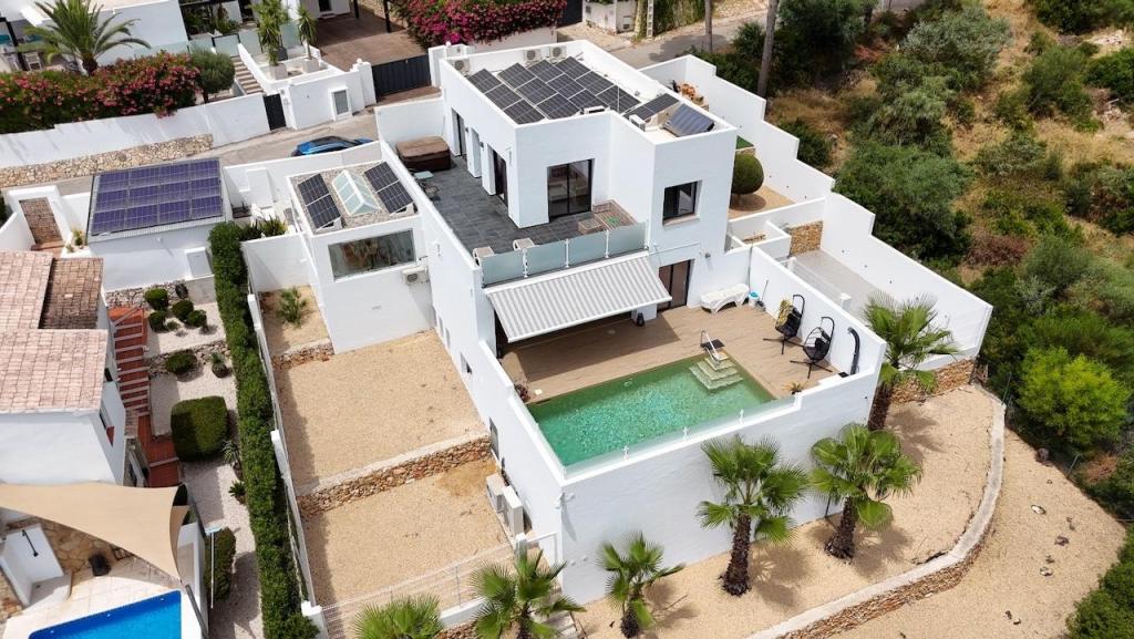 7 bed villas in Moraira