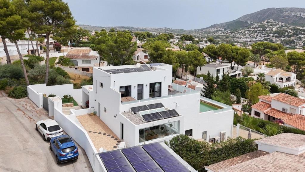 7 bed villas in Moraira