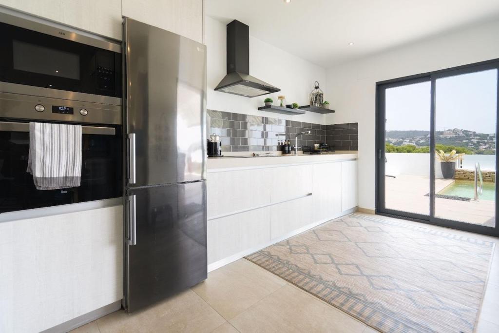 7 bed villas in Moraira