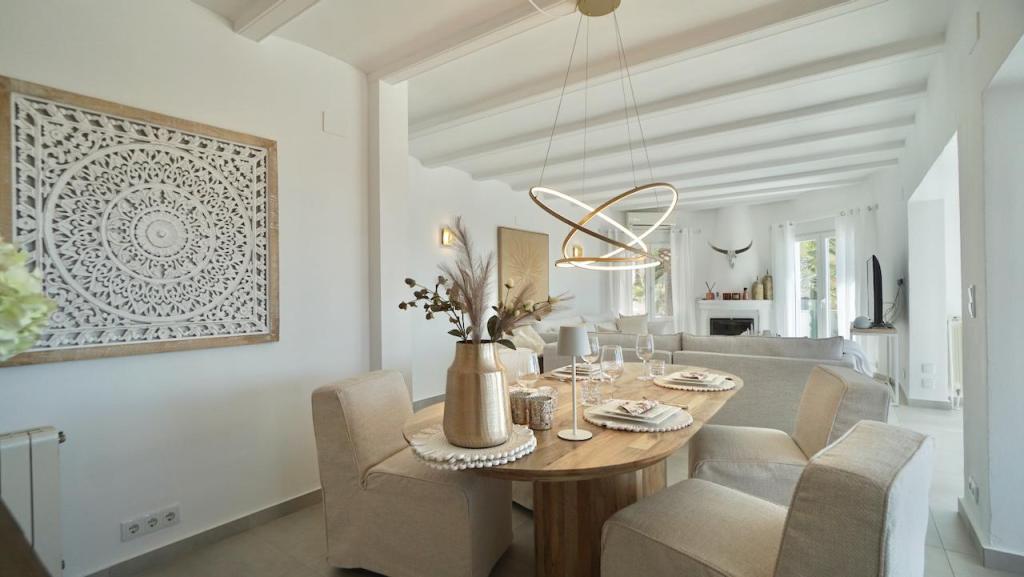 4 bed villas in Moraira