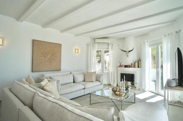 4 bed villas in Moraira