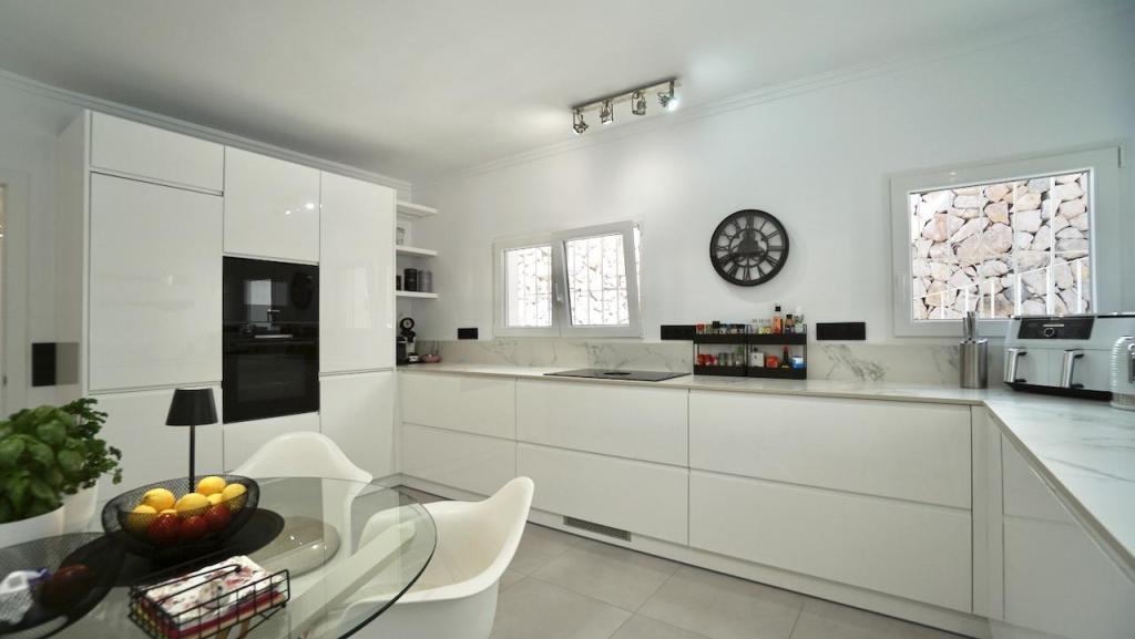 4 bed villas in Moraira