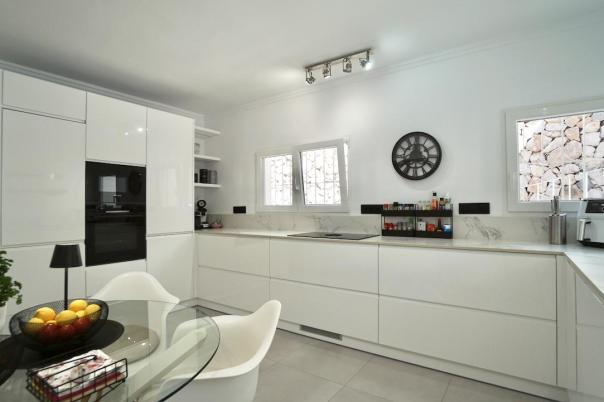 4 bed villas in Moraira