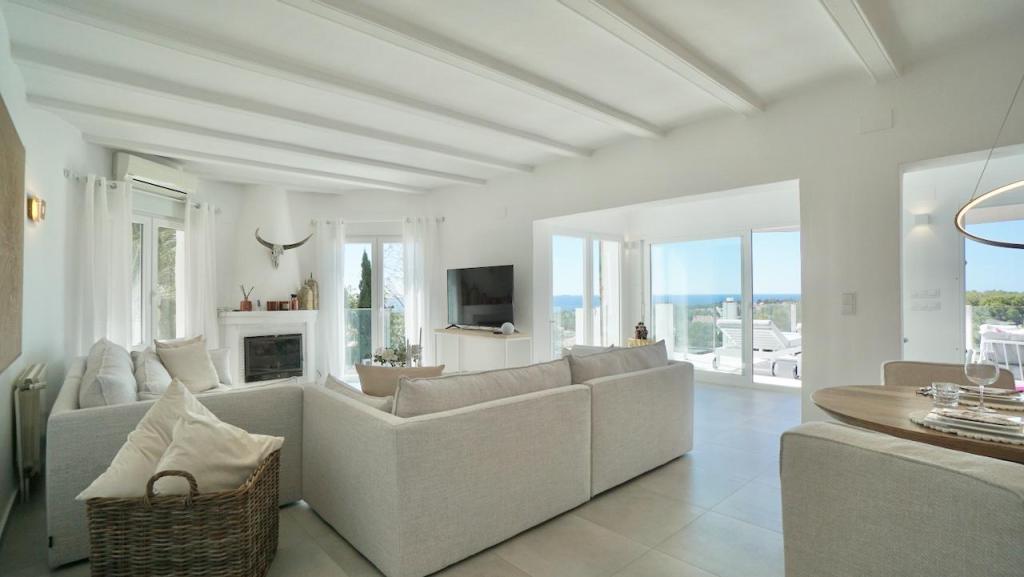 4 bed villas in Moraira
