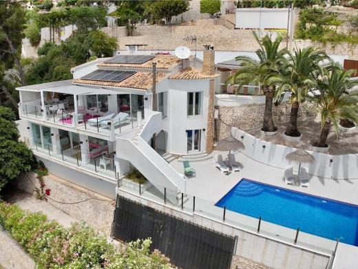 4 bed villas in Moraira